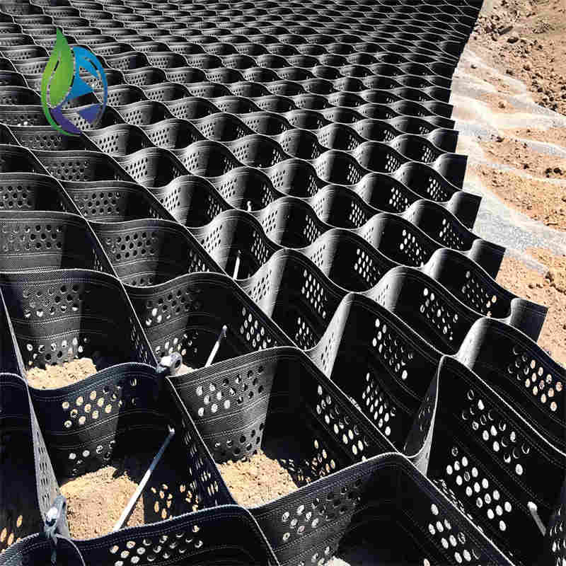 geocell.jpg geocell.jpg