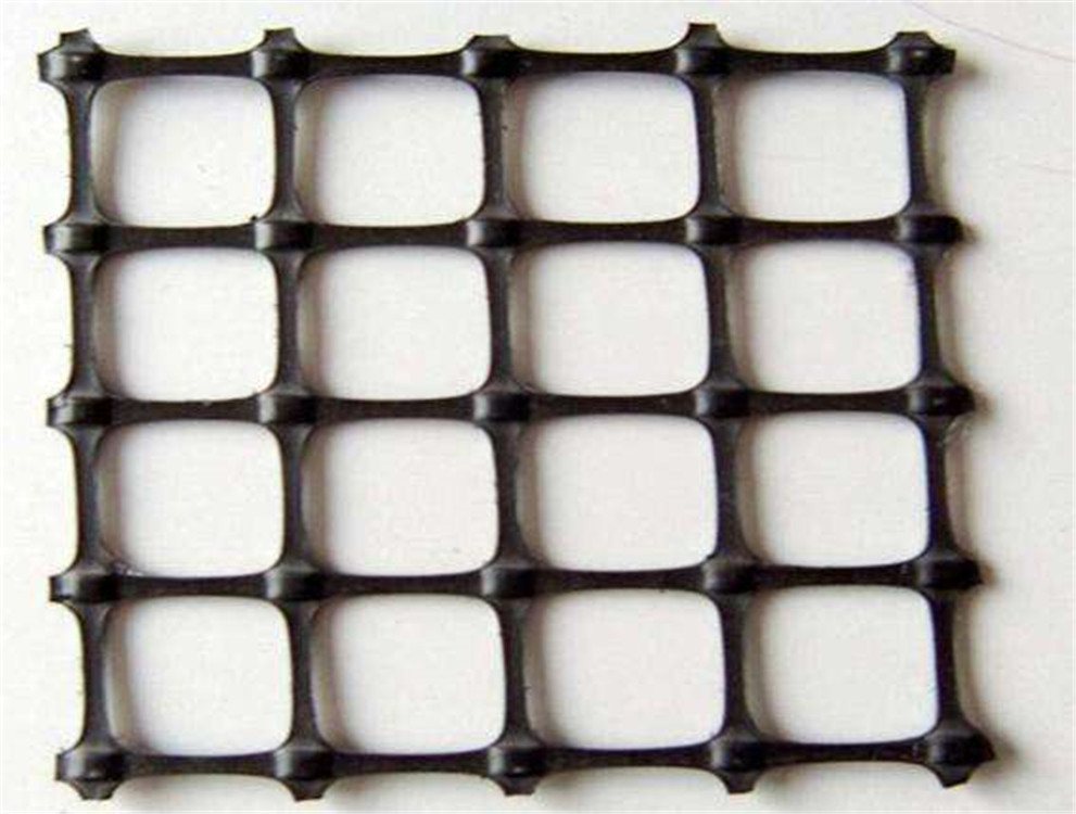 plastic geogrid.jpg