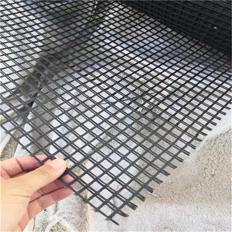 Black fiberglass geogrids.jpg