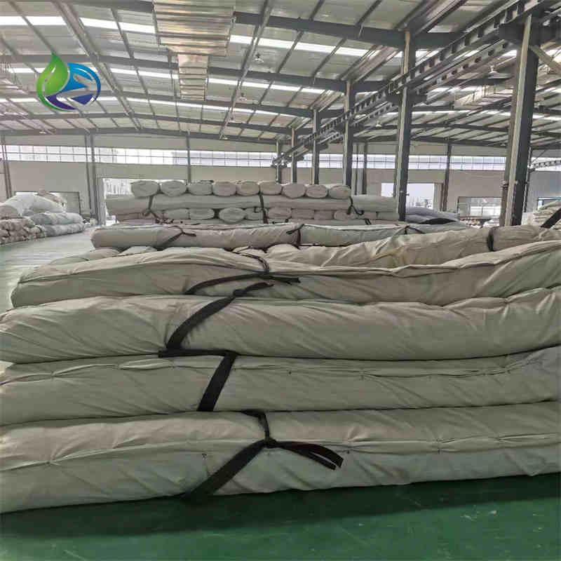 geosynthetic clay liner.jpg