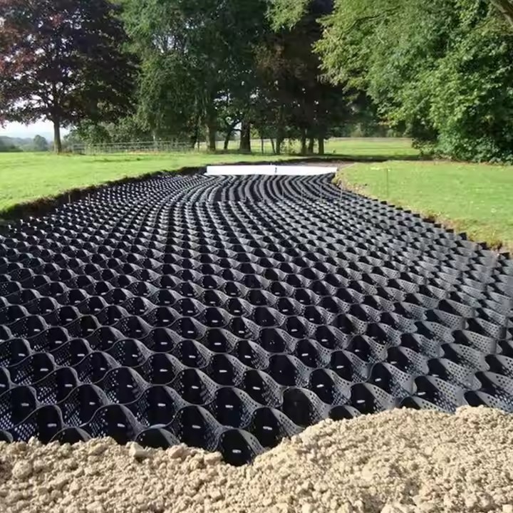 pp Plastic geogrids.jpg