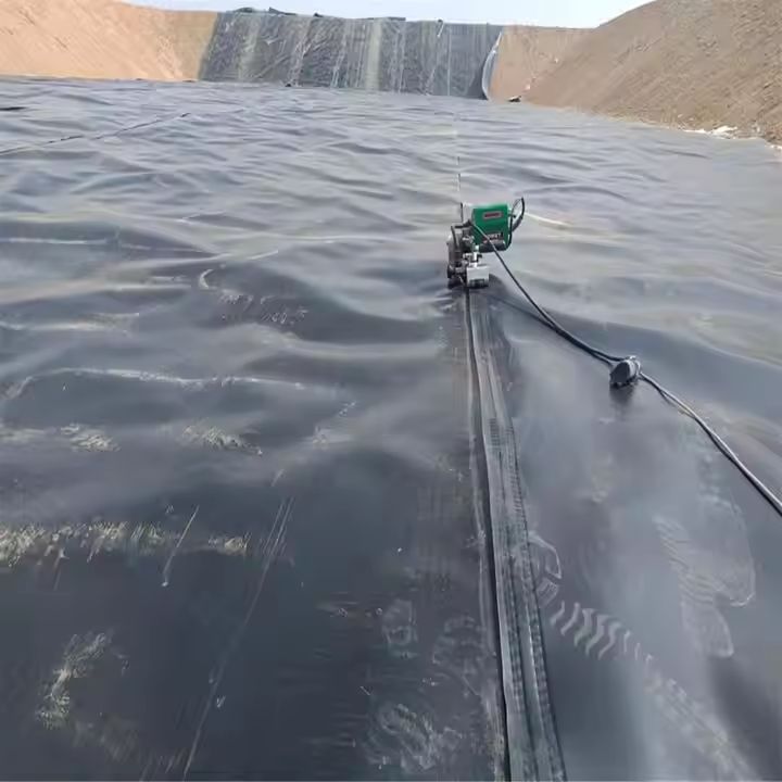 1.5mm hdpe geomembrane.png 1.5mm hdpe geomembrane.png