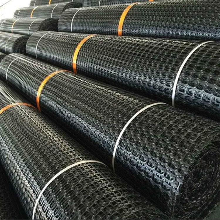 geogrid fabric for retaining walls.jpg