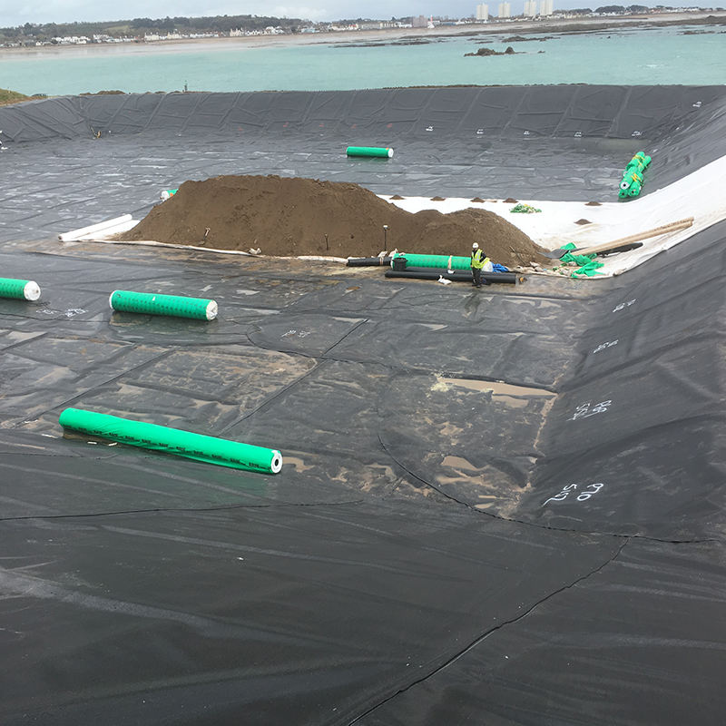 hdpe smooth geomembrane.jpg