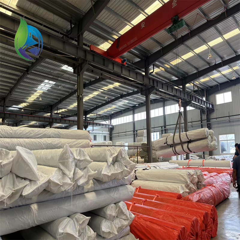 lldpe geomembrane.jpg