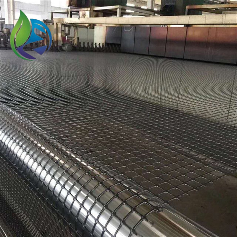 Plastic biaxial geogrid.jpg