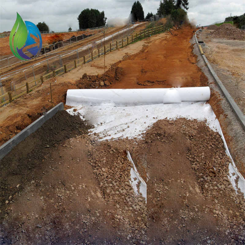 short fiber geotextile.jpg